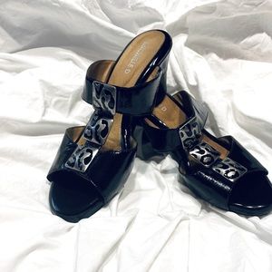 Michelle D Size 9.5 Medium Wedge Heel Dress Shoe